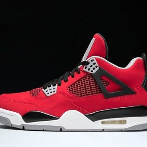 Meet your Posher, Kveion